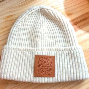 Loewe anagram beanie